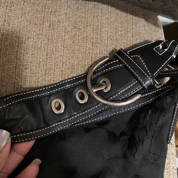 Coach Signature Small Hobo Bag - Picture 6 of 10